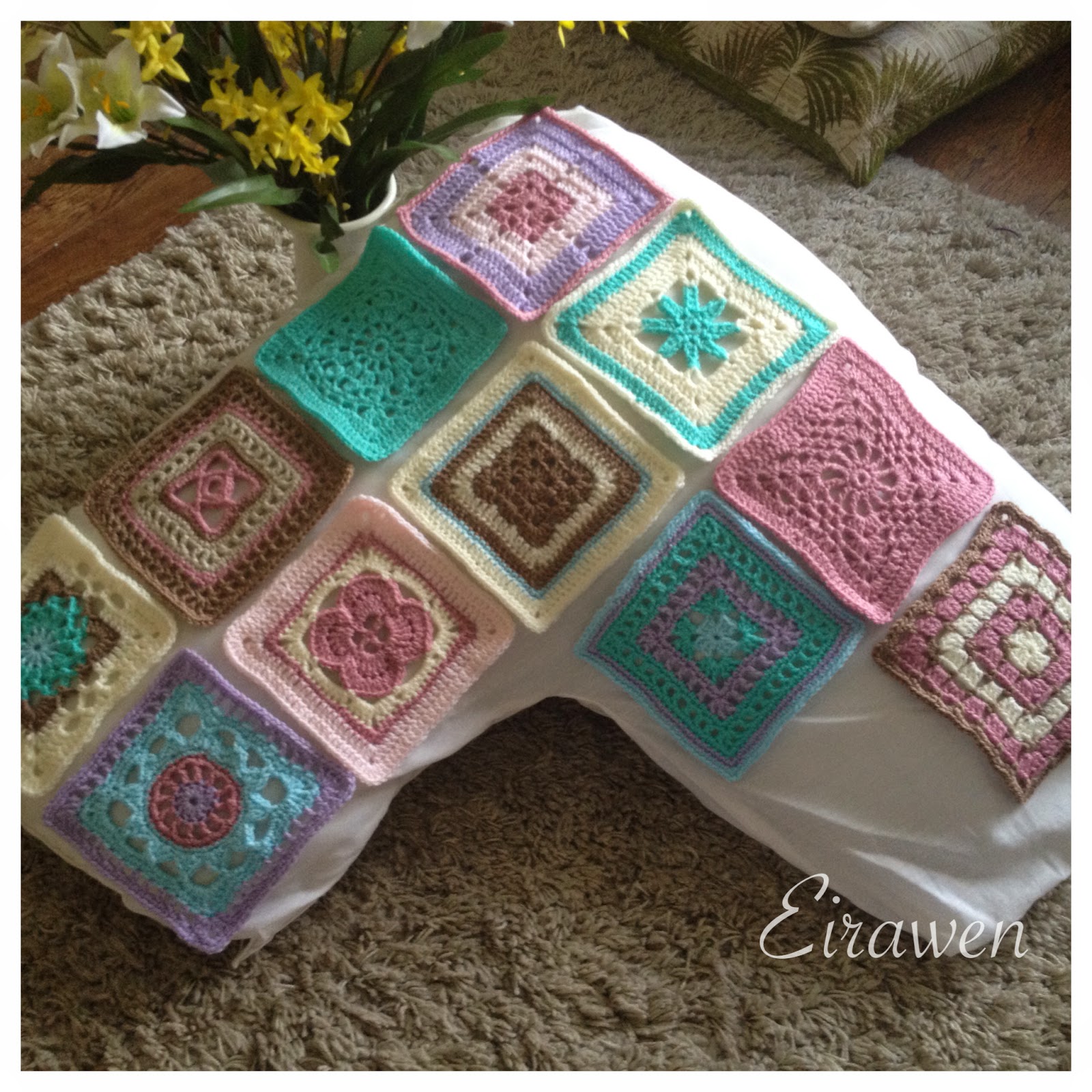 Eirawen V Cushion Love