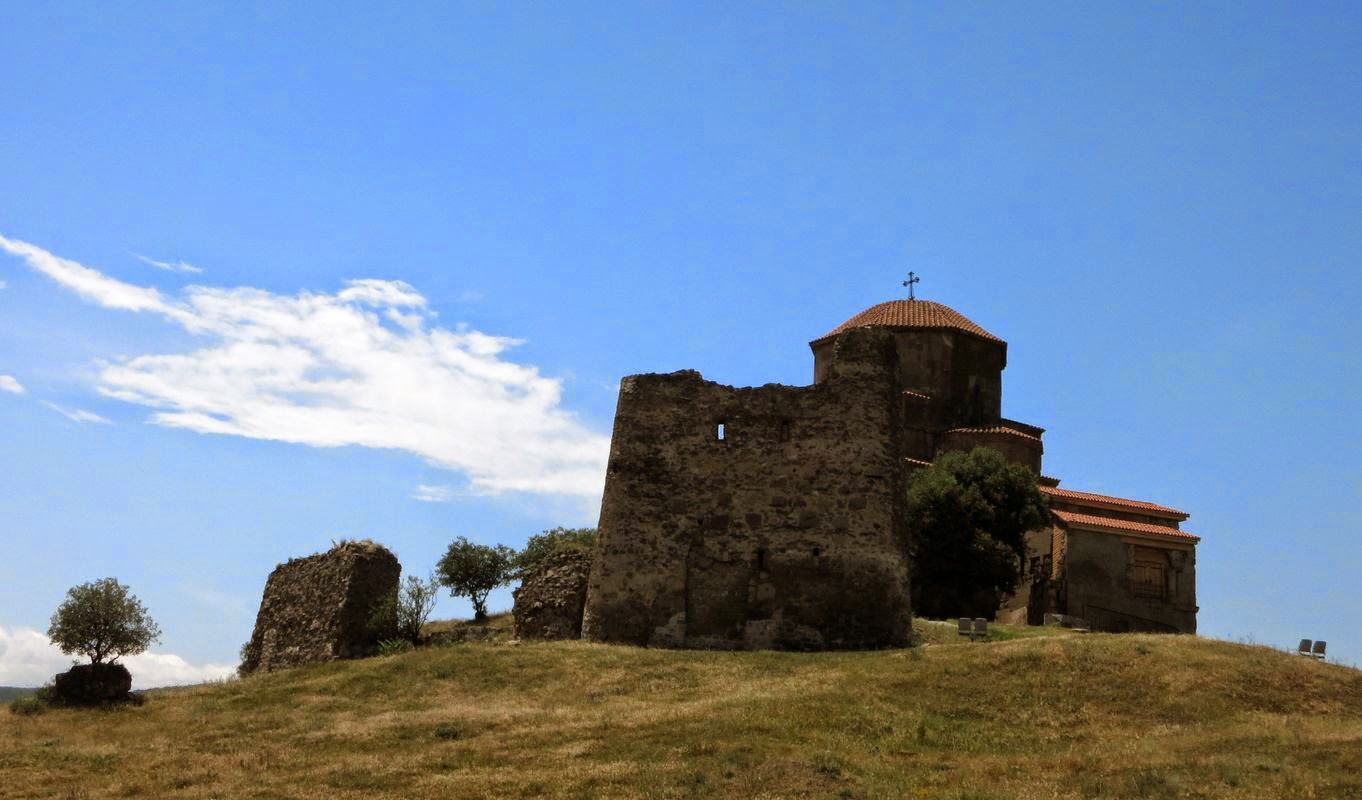 Jvari monastery. Монастырь Джвари (VI в.)