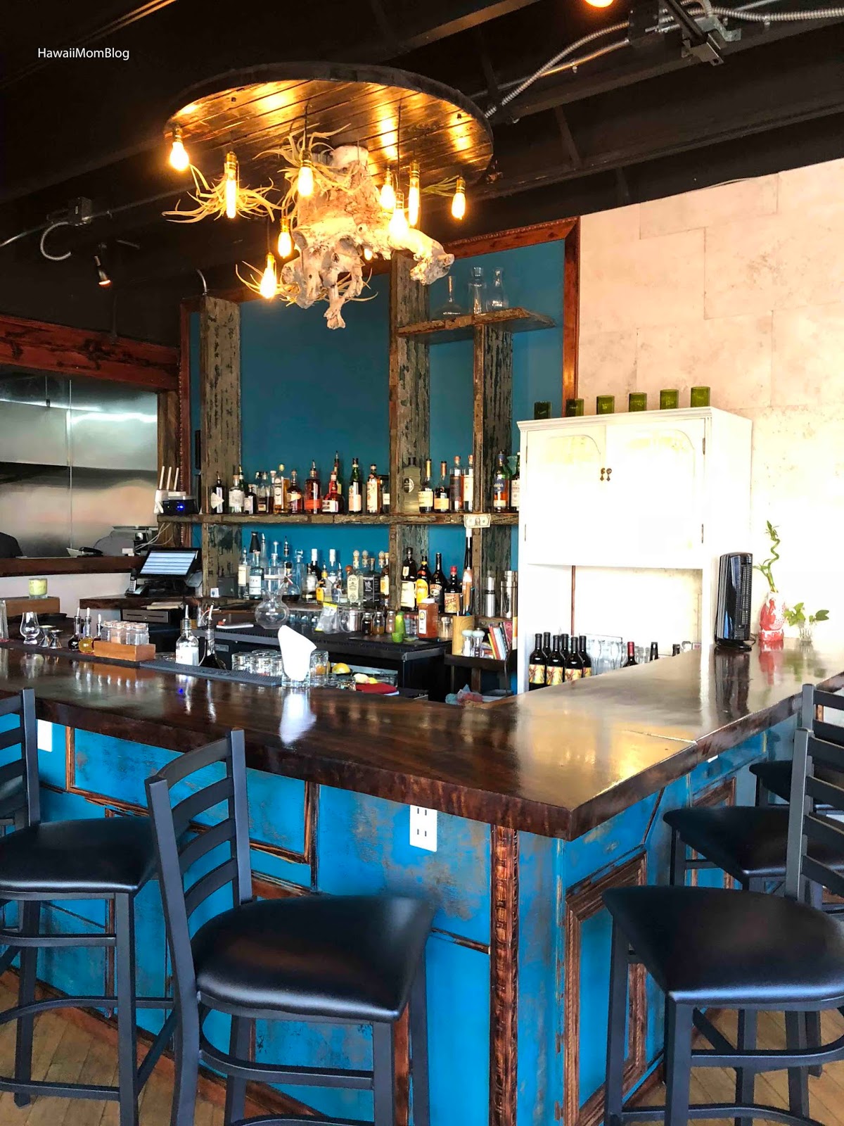 Hawaii Mom Blog RecentlyOpened in Haleiwa Maya's Tapas and Wine