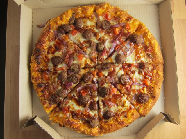 Review Pizza Hut Bbq Bacon Cheeseburger Pizza Brand Eating