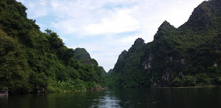 Ninh Binh, Cuevas de Trang An.
