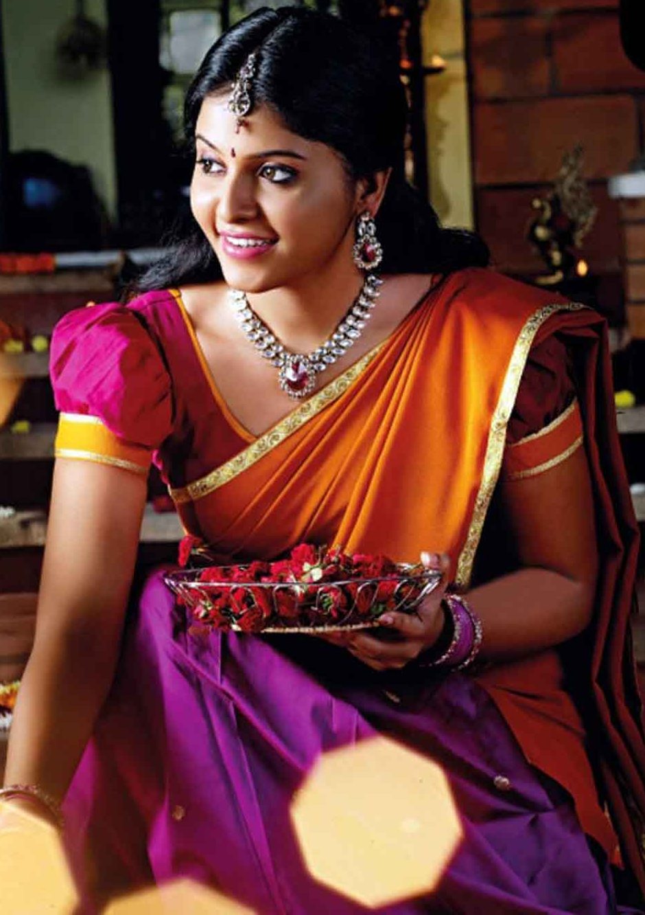 Actress Anjali Sexy Hot Photos In Half Saree Spicy Ammayi