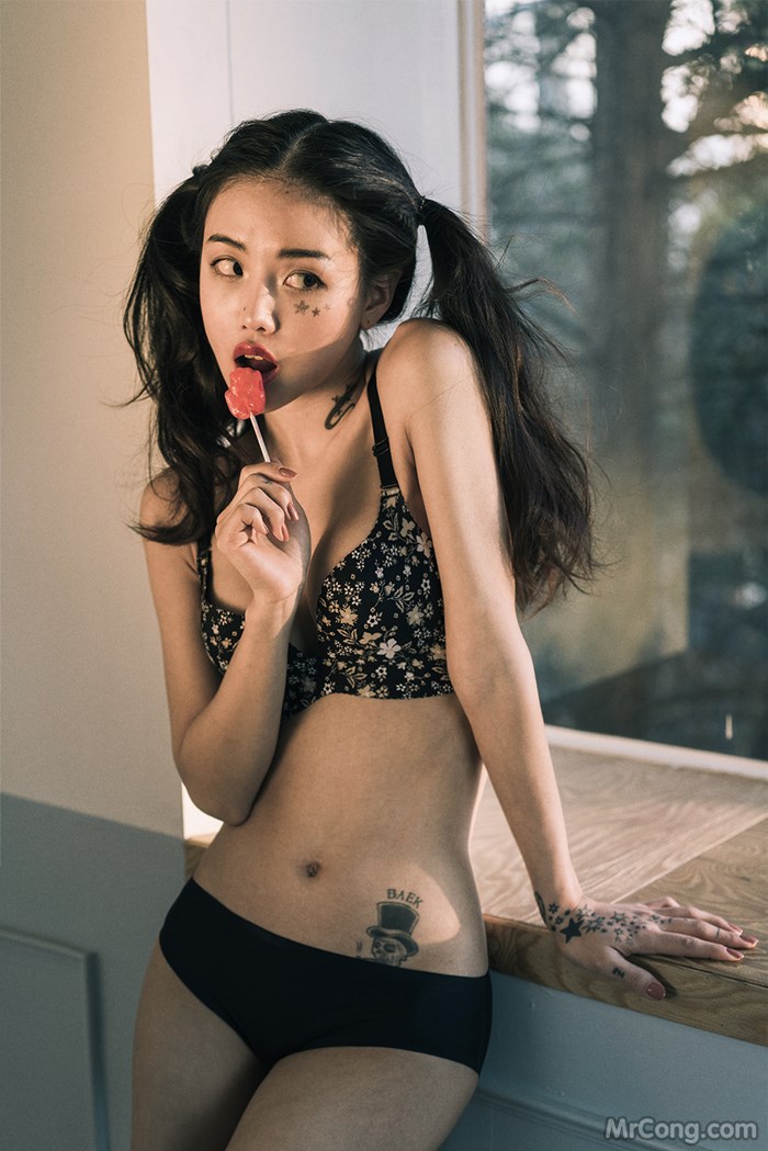Baek Ye Jin beauty showed hot body in lingerie (229 photos) photo 9-18