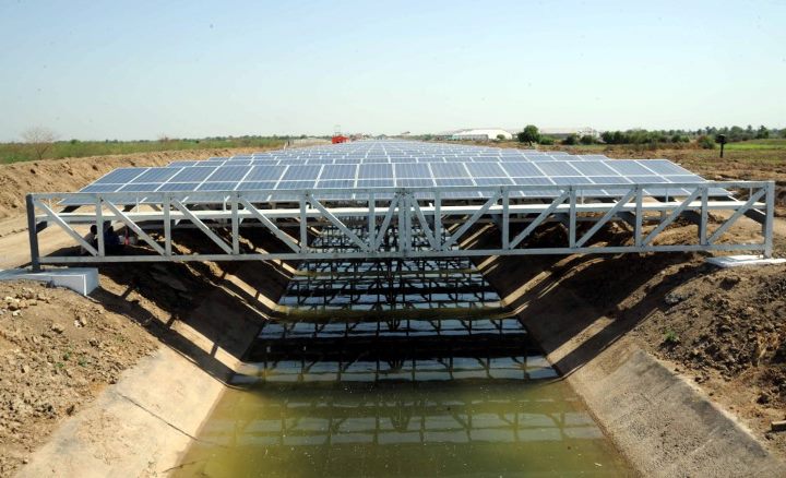 World's first canal-top solar plant in Gujarat ~ jay garvi gujarat