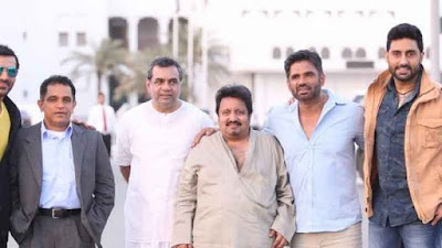 हेरा फेरी 3 हेरा फेरी 3 की शुटिंग के दौरान परेश रावल, अभिषेक बच्चन, जॉन अब्राहम, सुनील शेट्टी।
