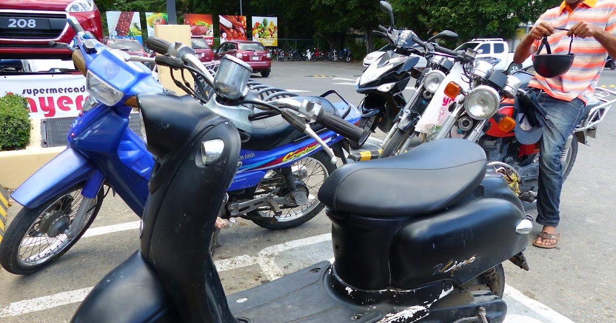 OldMotoDude Yamaha Vino Scooter spotted on Dominican Republic trip