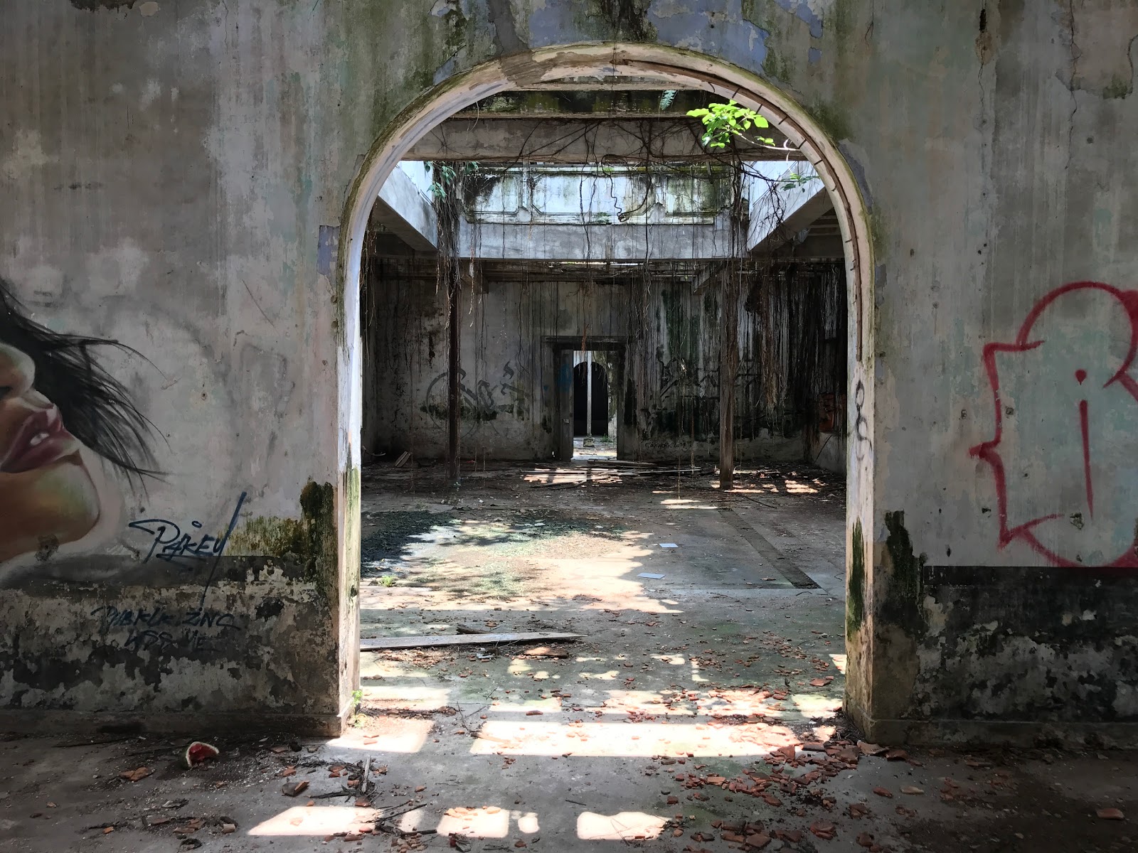 URBAN ARCHITECTURE NOW: ABANDONED BUILDING IN MALACCA