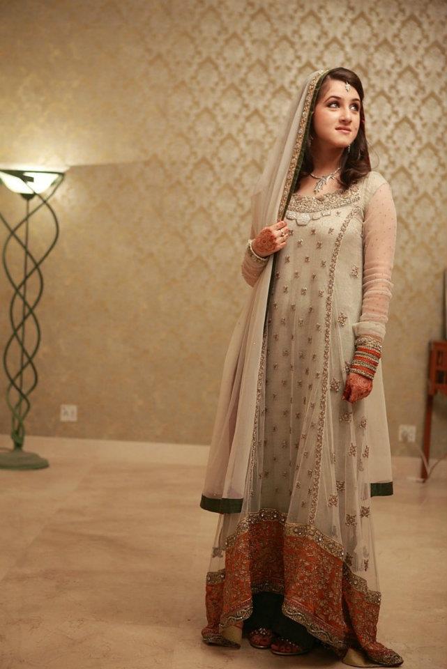 Fashion world latest Fashion: Bridal Pakistani dresses ...