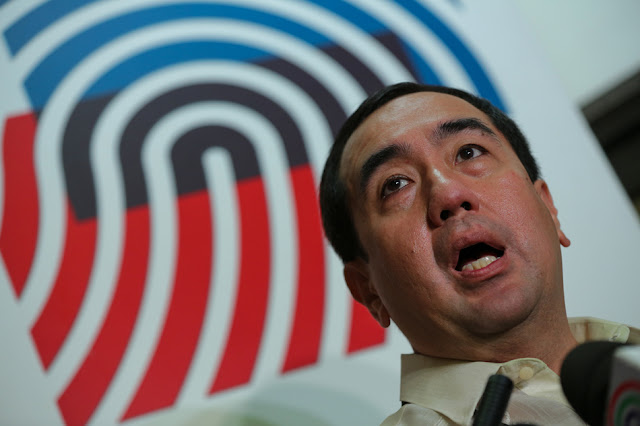 Political experts react to COMELEC Chairman Andres Bautista's wife exposé