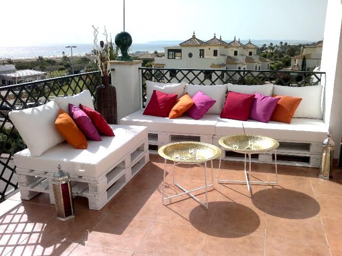 Trucos low cost para decorar tu terraza