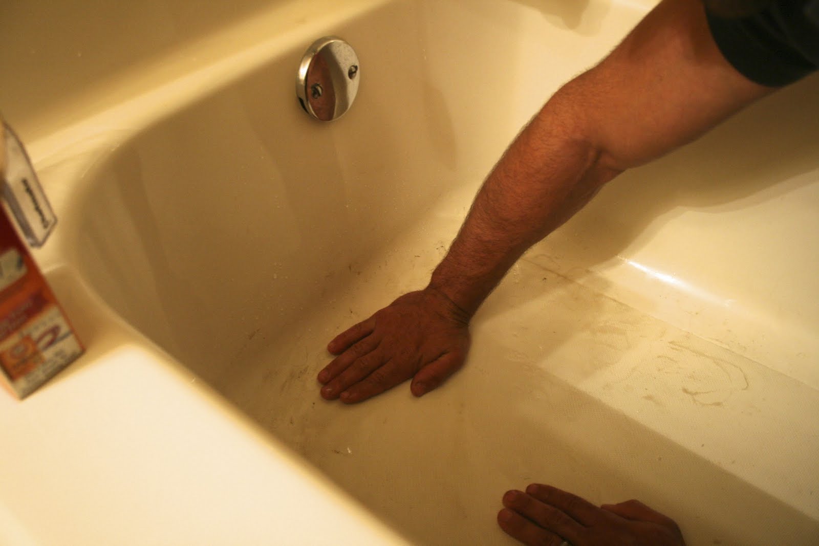 Mrs. Suzie Housewife Clogged Drain? Clean it up! With Baking Soda!