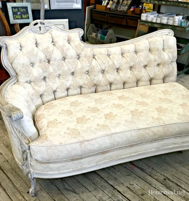 Glamorous Chalk Painted® Fabric Chaise www.homeroad.net