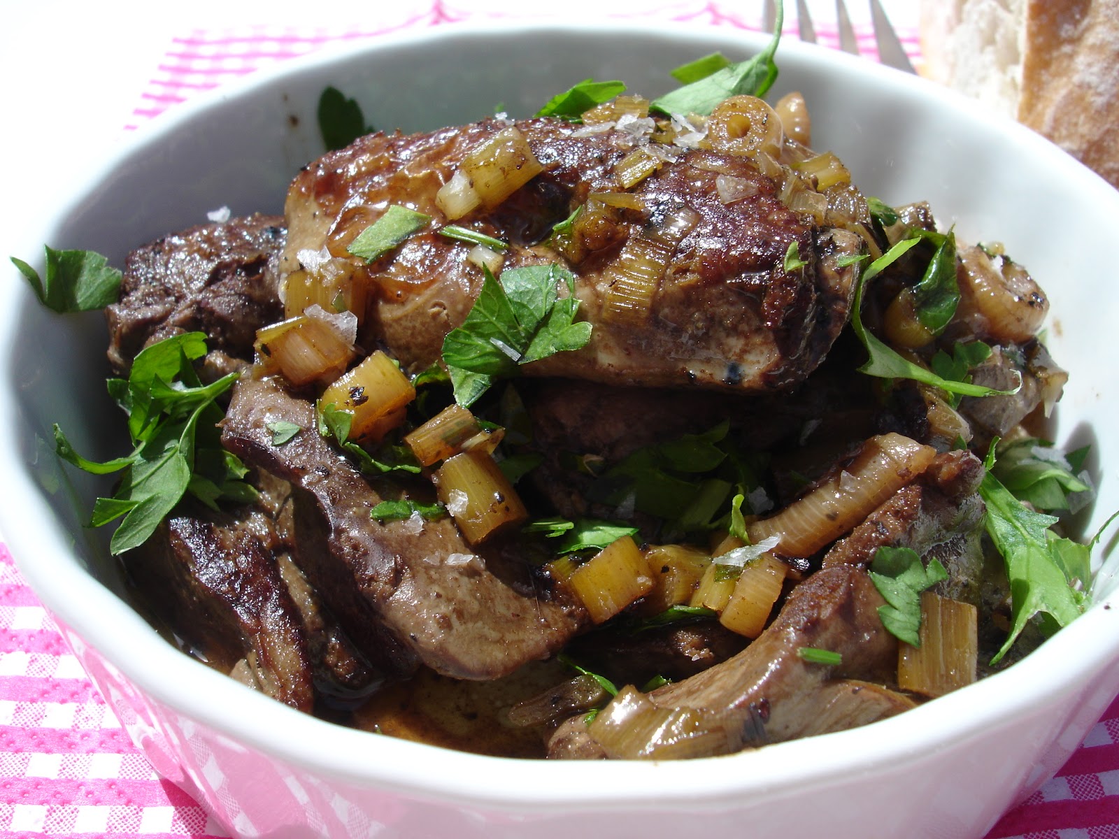 Kochbuch für Max und Moritz: Tapa Nr. 41: Hühnerleber mit Sherry