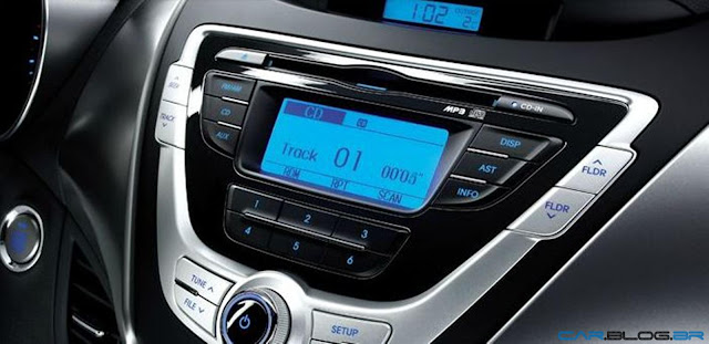 Hyundai Elantra GLS 2013 - console