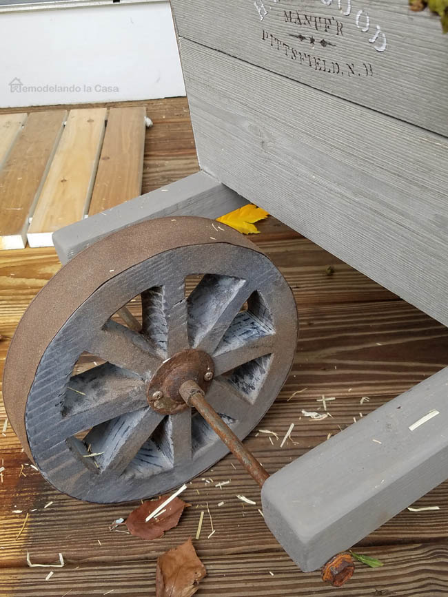 DIY Rustic Wheelbarrow DIH & Virtual Party Remodelando