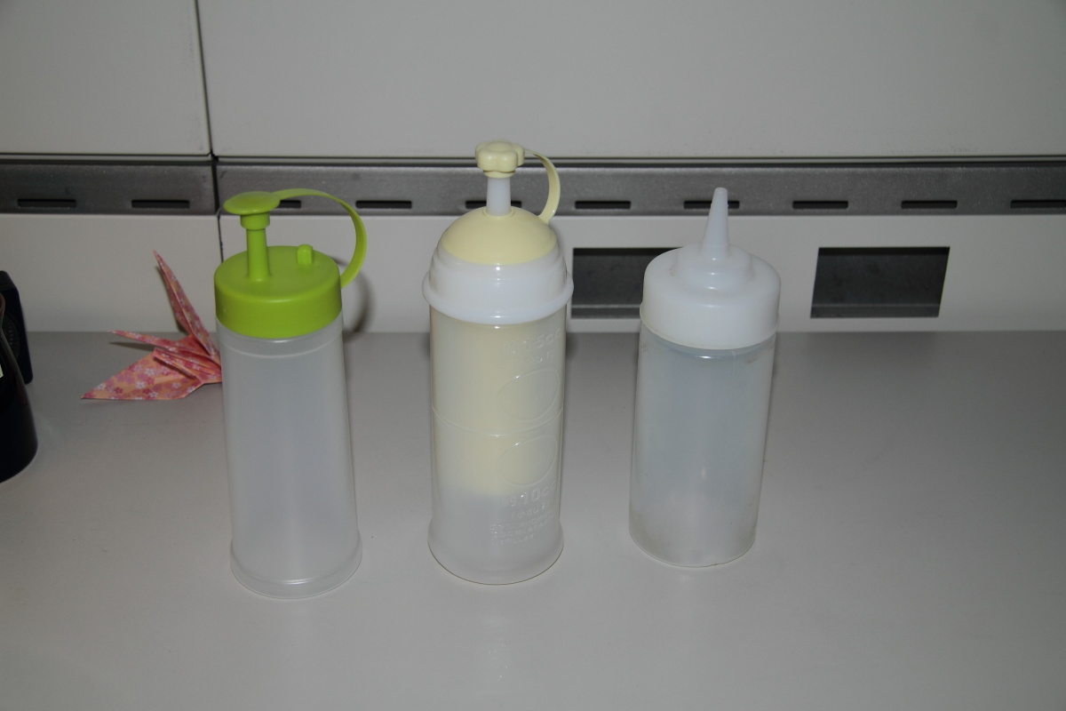 eat, drink, men, women 飲食男女 articles of delight liquid dispensers