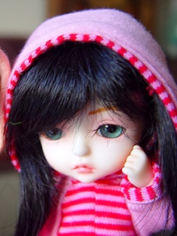 chimney bells: Cute Barbie Doll Sad HD Wallpaper