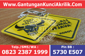 cara pemesanan gantungan kunci sablon murah dari bahan akrilik yang kuat berkualitas, mencari gantungan kunci sablon motor dari bahan akrilik harga murah berkualitas, kontak gantungan kunci sablon klub dari akrilik yang awet