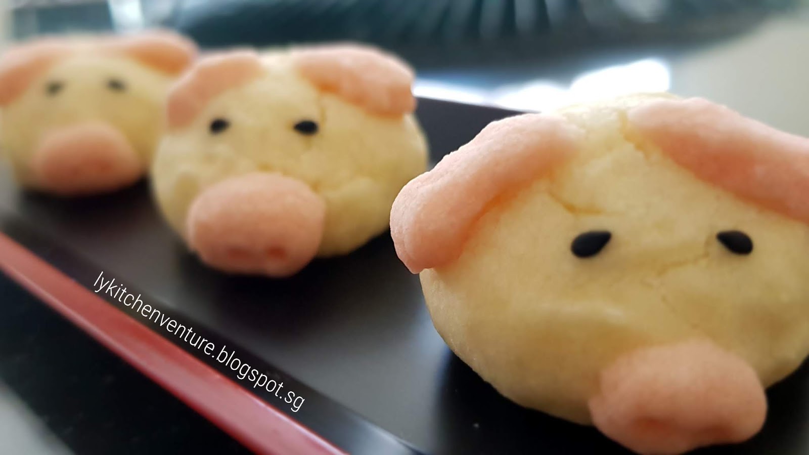 LY's Kitchen Ventures Piggy German Cookies