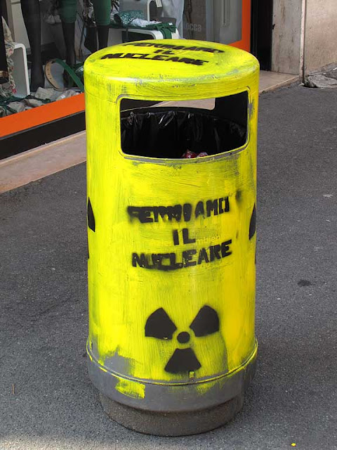 Trash bin against nuclear power, Livorno