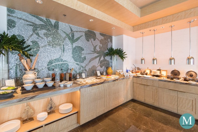 Breakfast at the Horizon Club Lounge of Shangri-La at the Fort, Manila