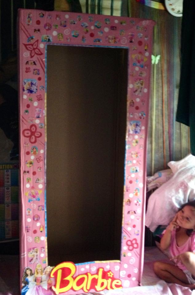 DIY Barbie Box for Photobooth - Nheng's Wonderland
