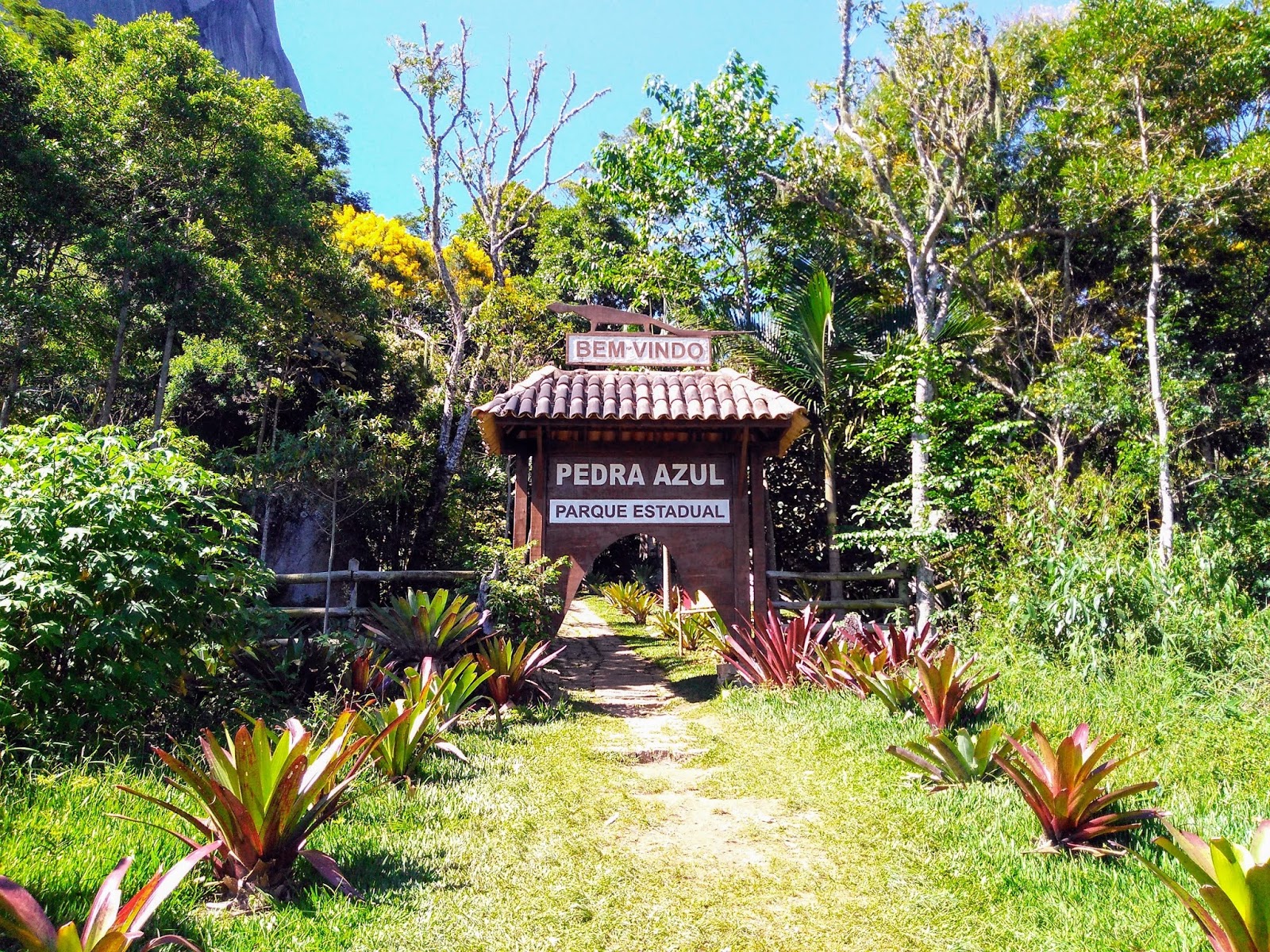 Pelo Mundo com Manu Parque Estadual Pedra Azul Como Chegar e Quando