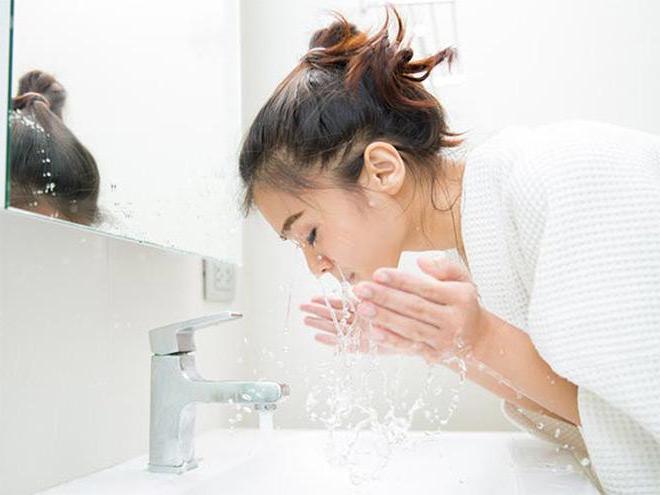 Những bước dưỡng da ban đêm nhung-buoc-duong-da-ban-dem