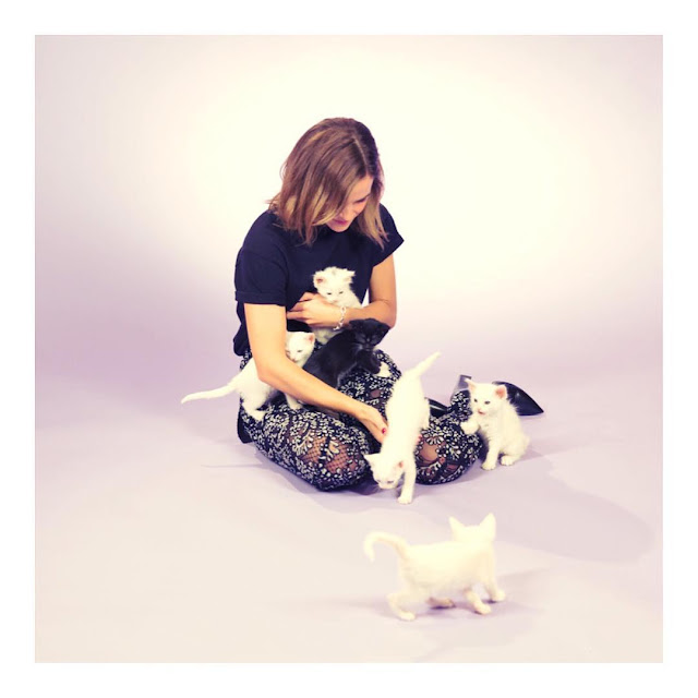 Emma-Watson-kitten-interview-looks-cute