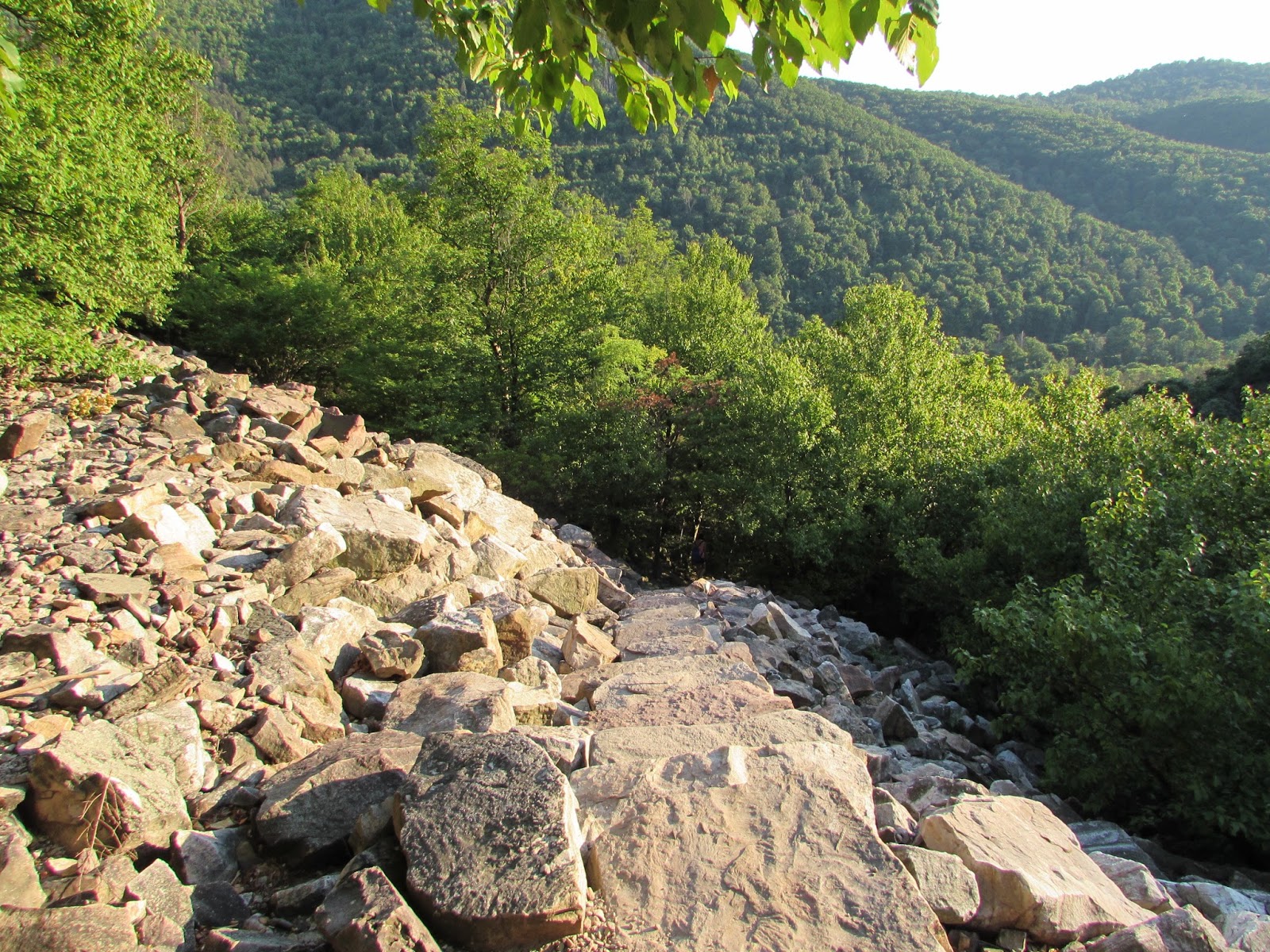 Standing Stone Trail and the Thousand Steps Great Hike with Stunning