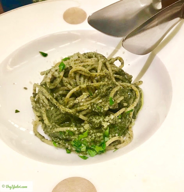 Vegetarian Pesto Spaghetti at Acqua Shangri-La in Mactan Cebu
