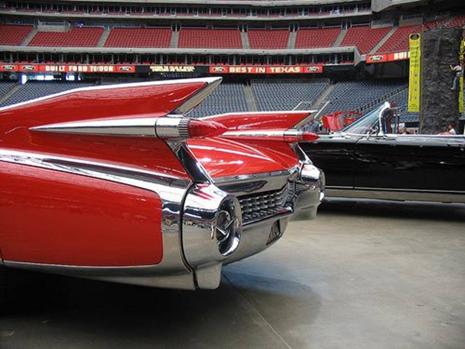 MUSCLE CAR COLLECTION Classic Cadillac Tail Fins MUSCLE CAR COLLECTION Classic Cadillac Tail Fins