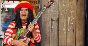 Daftar Musisi dan Penyanyi Reggae Indonesia Terpopuler - MusikPopuler.com