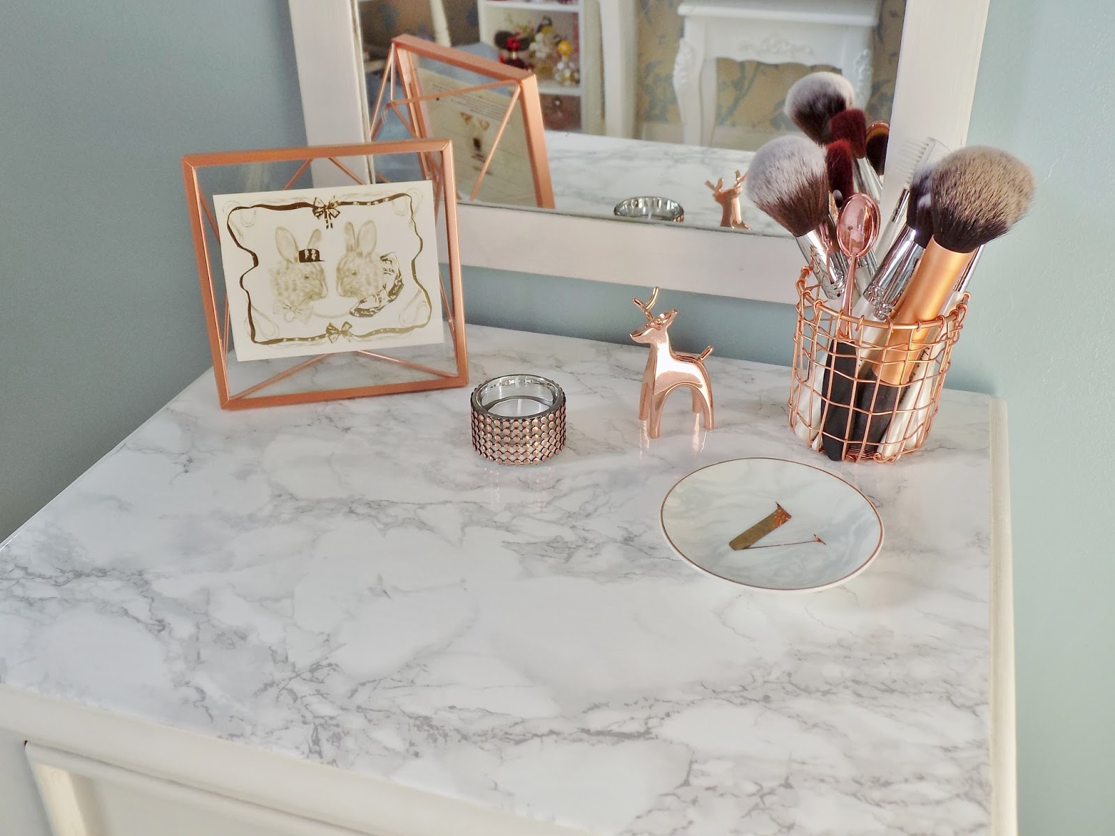 DIY How to Make a Marble Top Table Victoria's Vintage Blog