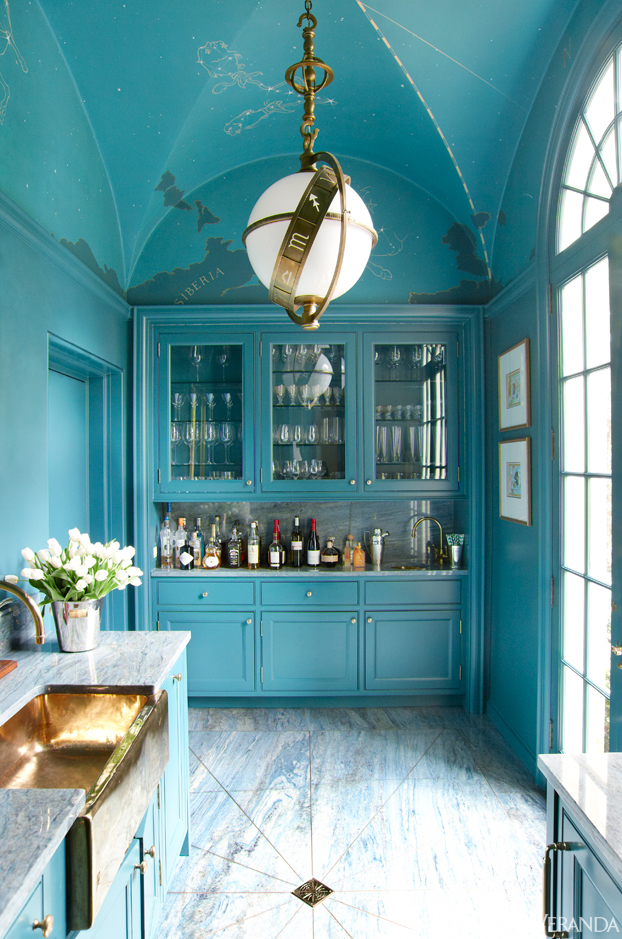 mix and chic gorgeous blue room inspirations