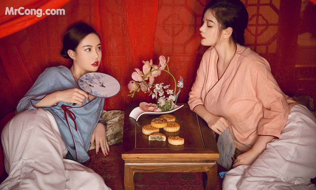 UGIRLS - Ai You Wu App No. 1577: Meng Shi Duo (孟 十 朵) &amp; Liu Bang Ni (刘 邦妮) (35 photos)