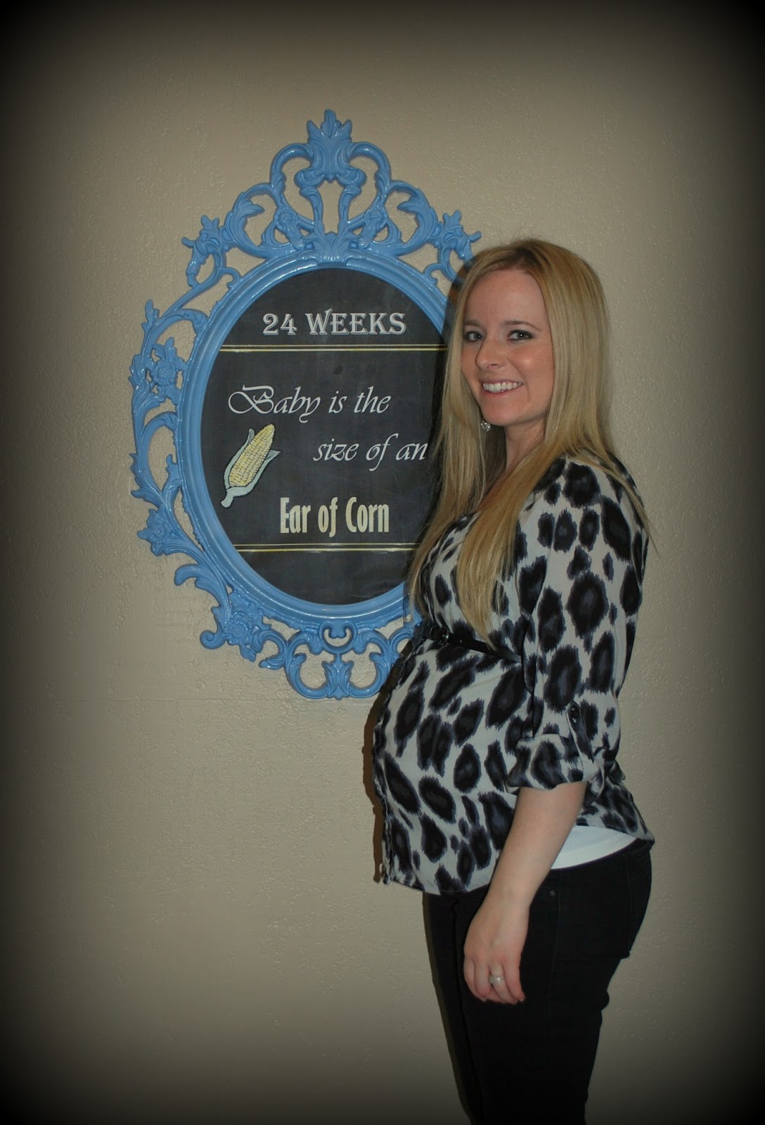 I Heart Pears 24 Weeks Pregnancy Chalkboard