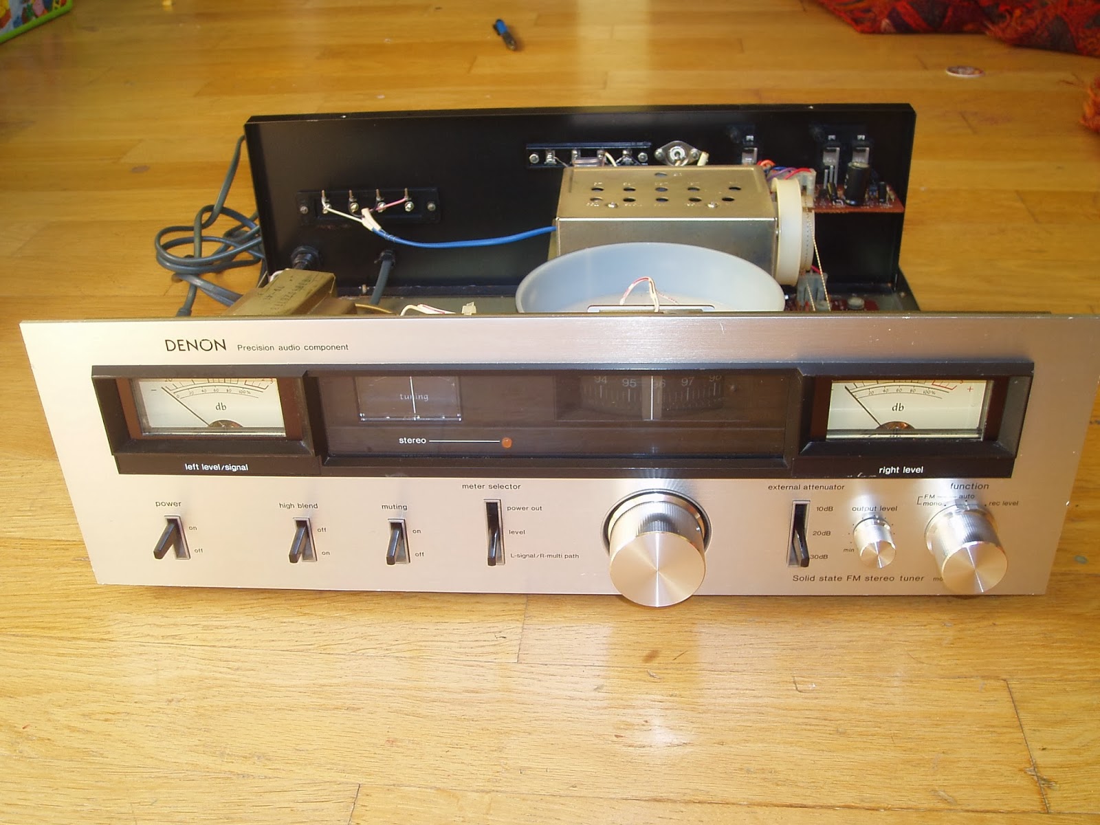 old-turntables-denon-tu-400-fm-tuner