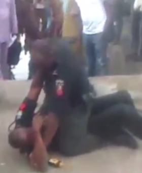 4 Photos/video: Two policemen fight each other in public