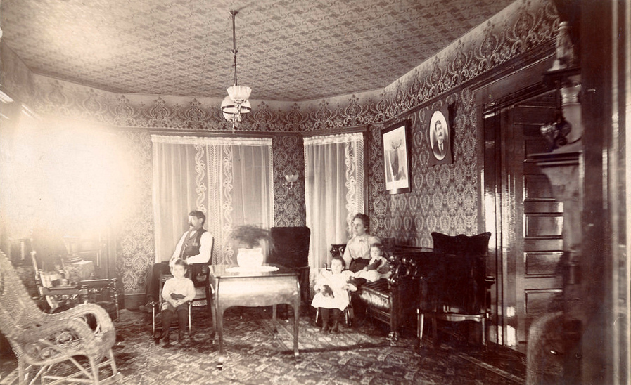 Victorian and Edwardian Interior 38 Rare Photos Show Everyday Life of