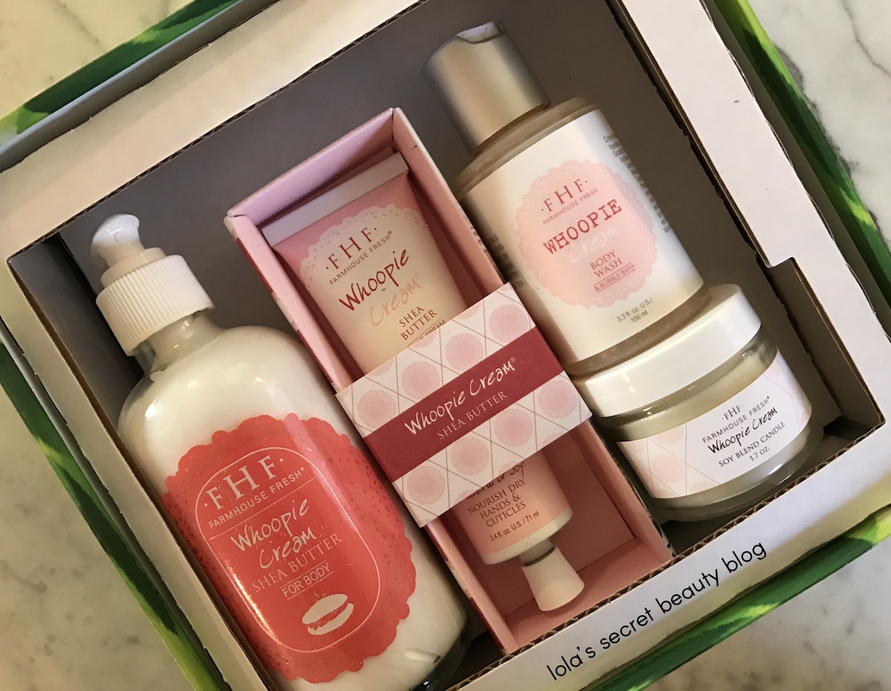 Lola S Secret Beauty Blog Farmhouse Fresh Whoopie Deluxe Boxed Gift Set Review