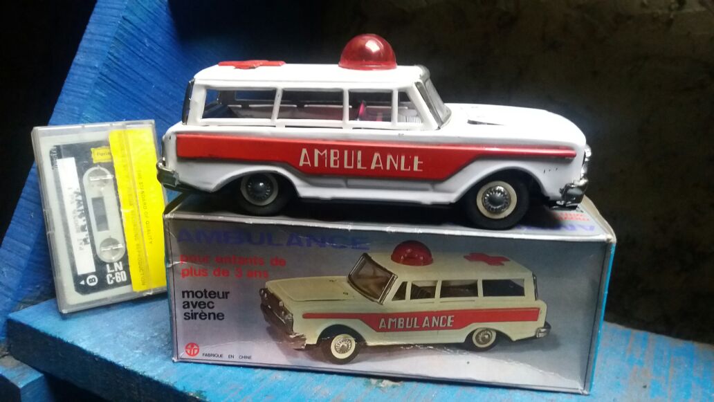 Ambulance For Sale >> Serba Vintage Tin Toys Ambulance Truck Era 70an For Sale Ambulance For Sale >> Serba Vintage Tin Toys Ambulance Truck Era 70an For Sale