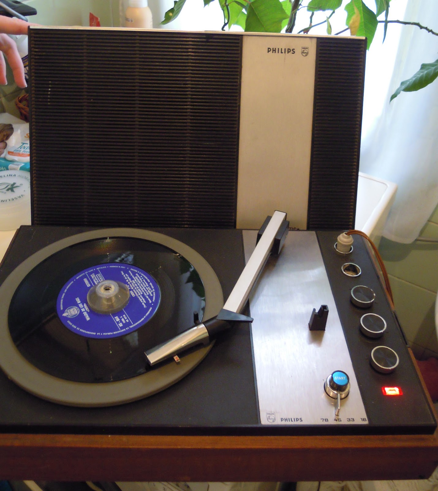 A orillas del Órbigo: El viejo tocadiscos