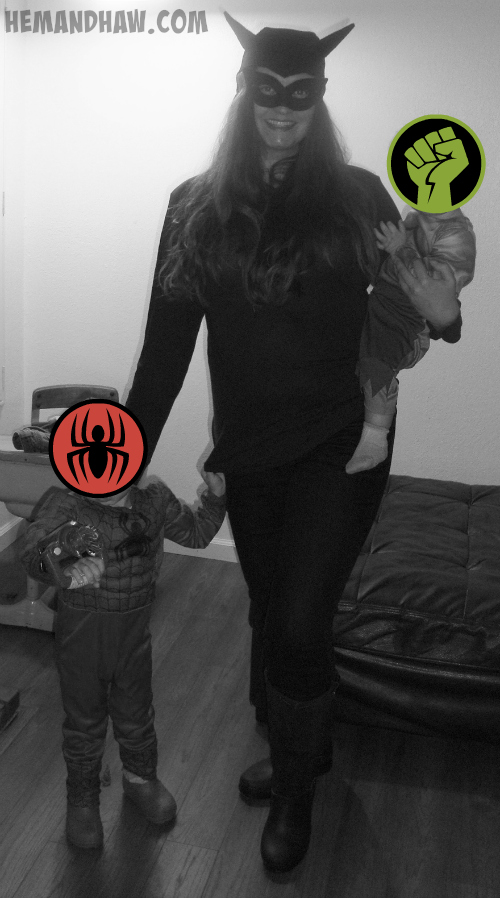 Gluetopia DIY Catwoman Mask