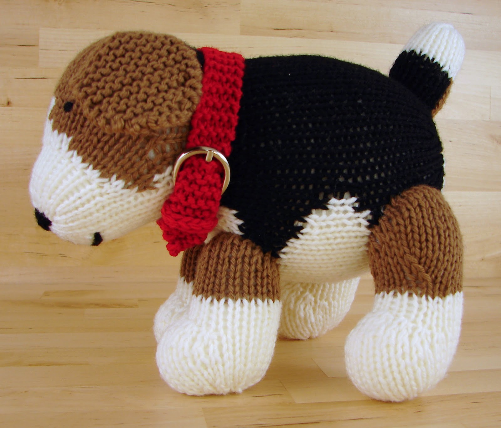 knit beagle dog toy stuffed pattern