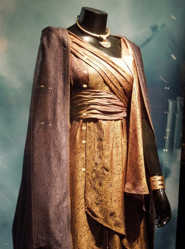 Jane Foster Asgard costume Thor Dark World