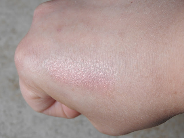 Une gamme de maquillage à tomber par Dr Hauschka Rouge à lèvres lumière 01 Majalis - Dr Hauschka