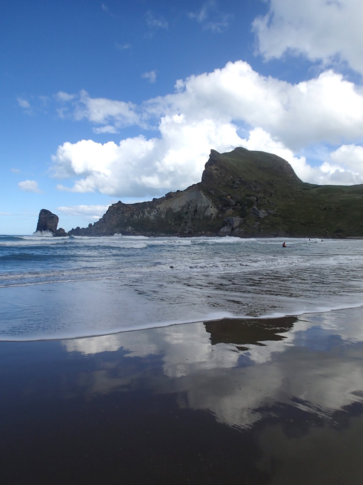 Beach reflection by Mish