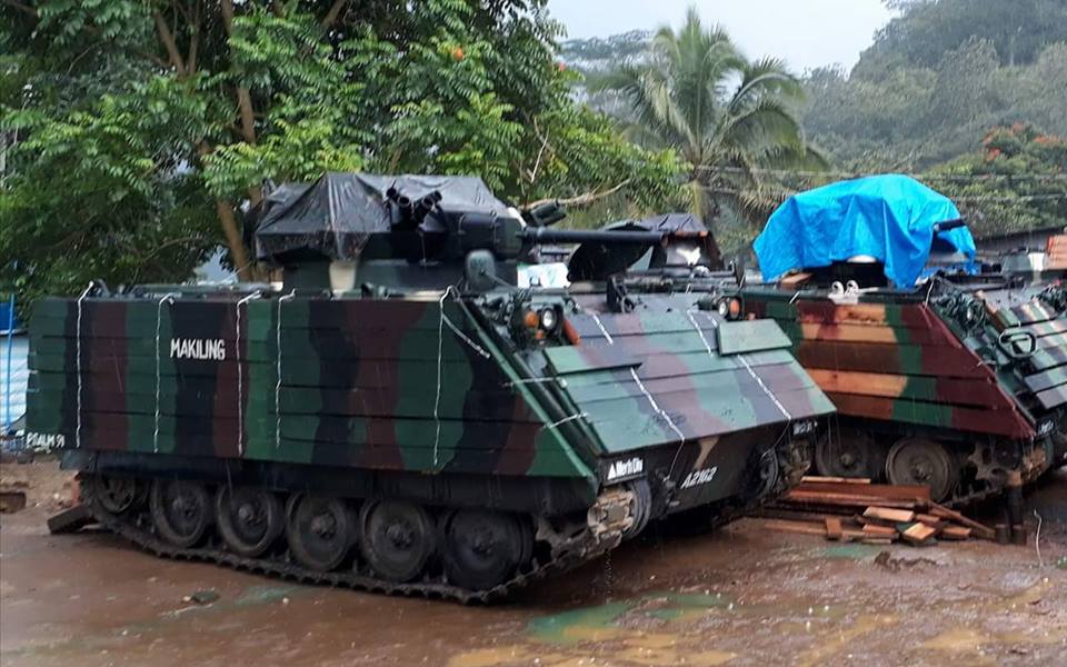 ww-2 battle of the philipines us tanks ww-2 battle of the philipines us tanks
