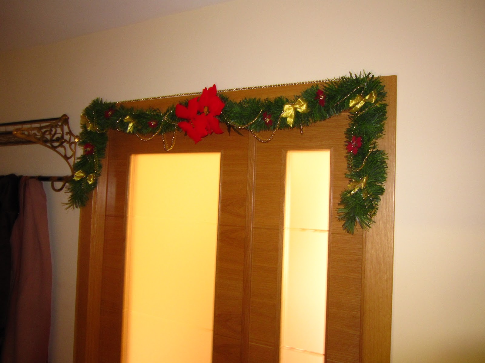 Cristina en Casa: Decoración Navideña para Puertas y escaleras